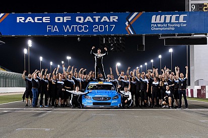 Tripudio Björk e Volvo Polestar: "Siamo degni Campioni del Mondo"