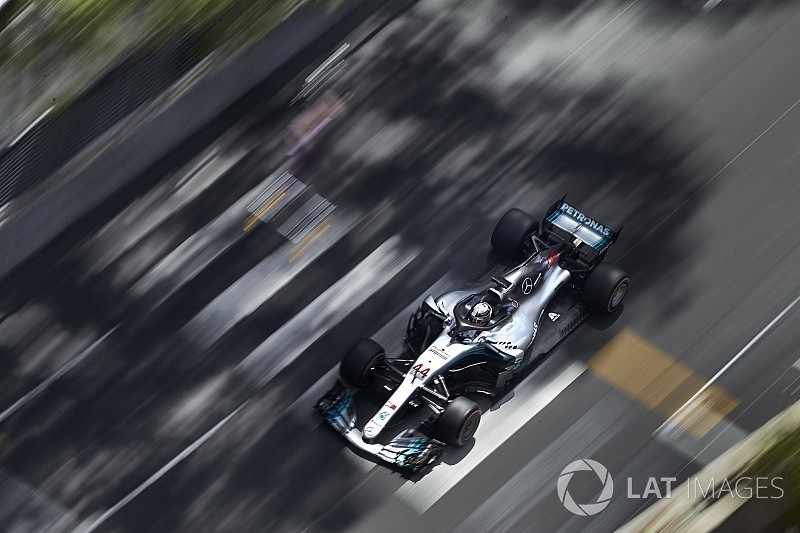 Mercedes le reclama a FIA exponerlo frente a Ferrari