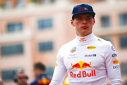 Verstappen: Sezona kötü değil şanssız başladım