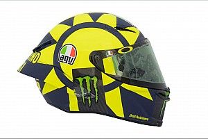 Pamer helm baru, Rossi terinspirasi Formula 1