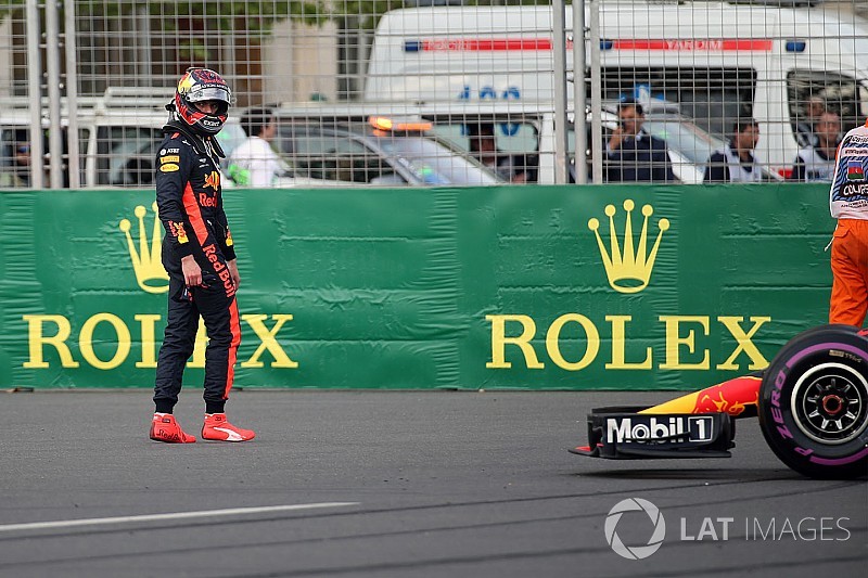 Lauda dice que Verstappen tuvo mayor culpa en el accidente