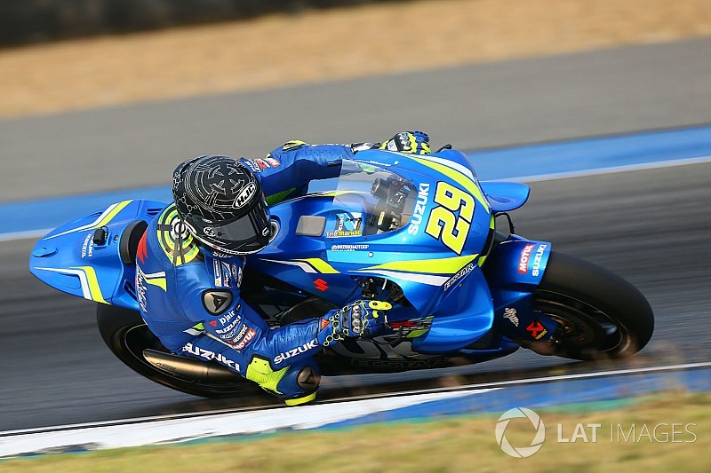 Iannone: "No entiendo por qué soy más lento con neumáticos nuevos"