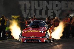 Одна из самых популярных гонщиц NHRA ушла из чемпионата. Почему это сенсация?