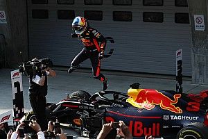 Fotogallery: Daniel Ricciardo vince in rimonta il GP di Cina di F1