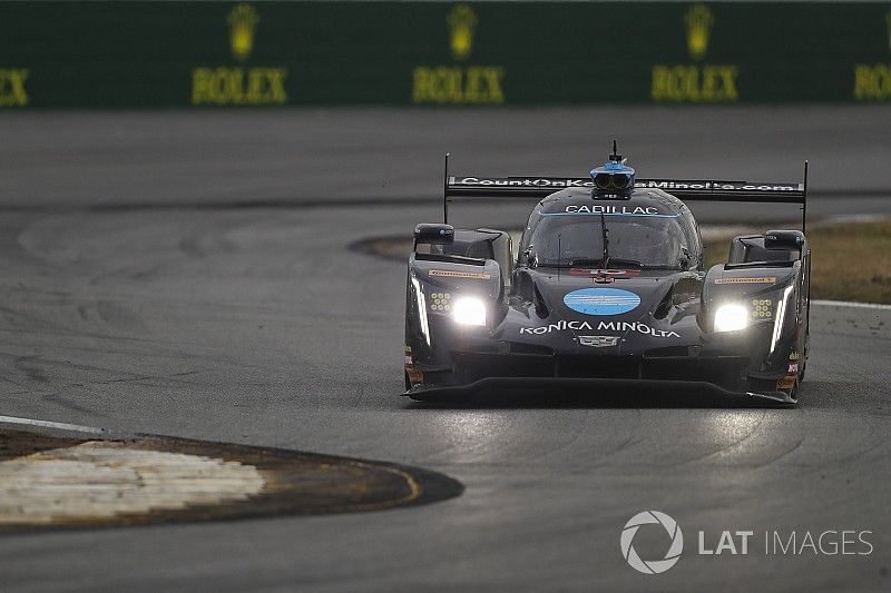 #10 Wayne Taylor Racing Cadillac DPi, P: Renger van der Zande, Jordan Taylor, Ryan Hunter-Reay