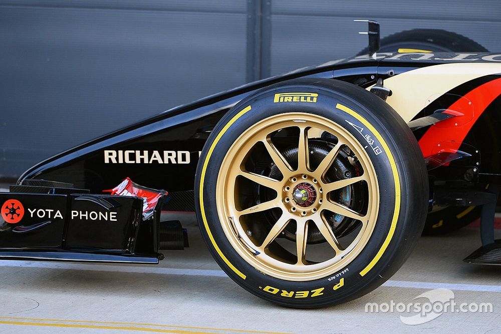 Pirelli gaat twintig dagen testen met nieuw rubber voor 2022