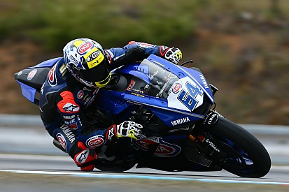 Misano, Libere 1-2: Caricasulo davanti a tutti al termine di una giornata di prove interrotta dalla pioggia