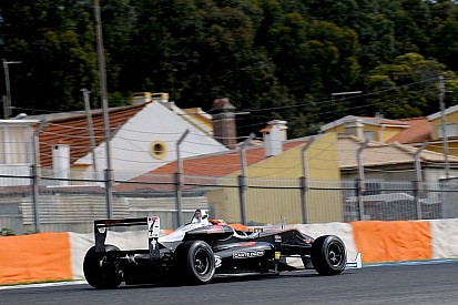 Jack Aitken conquista la pole per Gara 2 all'Estoril