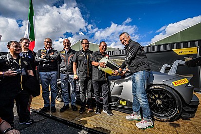 Da Lamborghini e Pertamina il nuovo carburante Pertamax Turbo