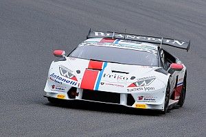 Super GT Cup - GT Cup: Spinelli e Desideri in pole a Vallelunga