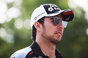 Force India wants to make Perez's 2017 choice "difficult"