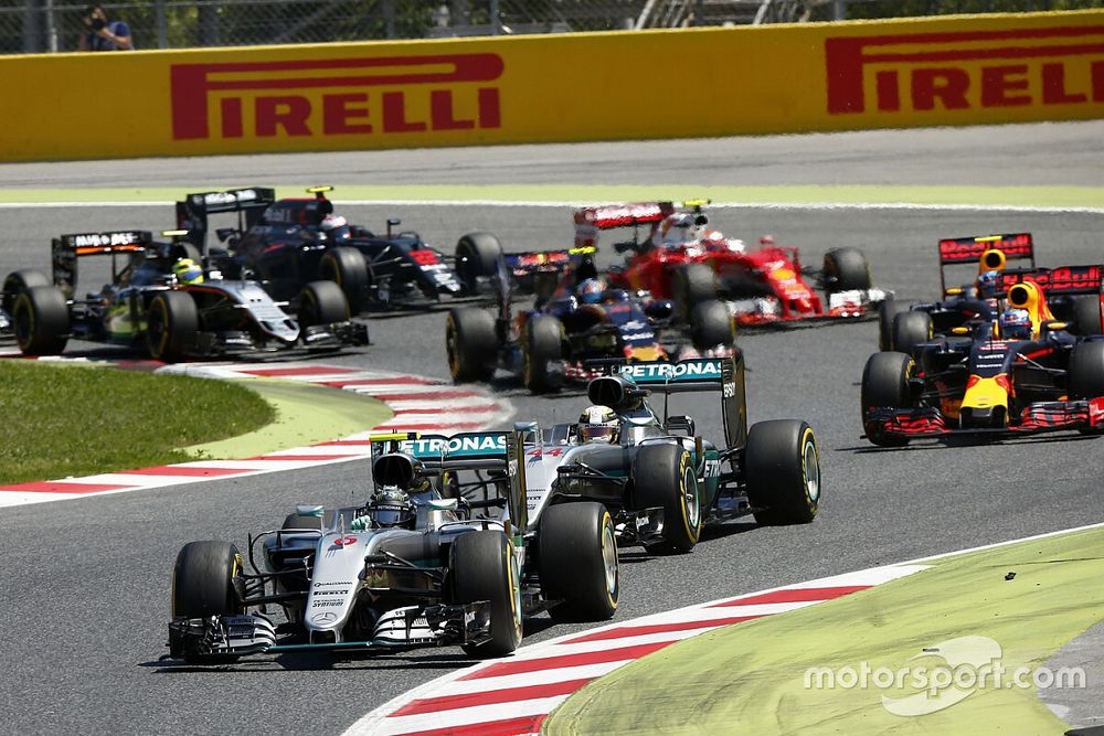 Nico Rosberg, Mercedes AMG F1 W07 Hybrid leads team mate Lewis Hamilton, Mercedes AMG F1 W07 Hybrid 