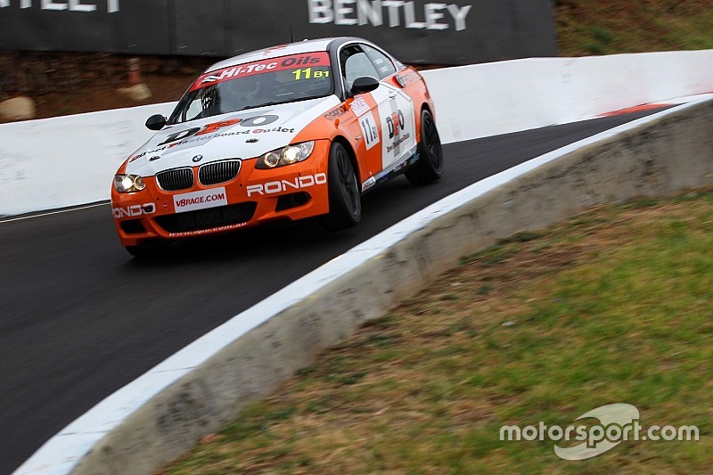 Bathurst 6 Horas: Mostert/Morcom dan a BMW la carrera inaugural