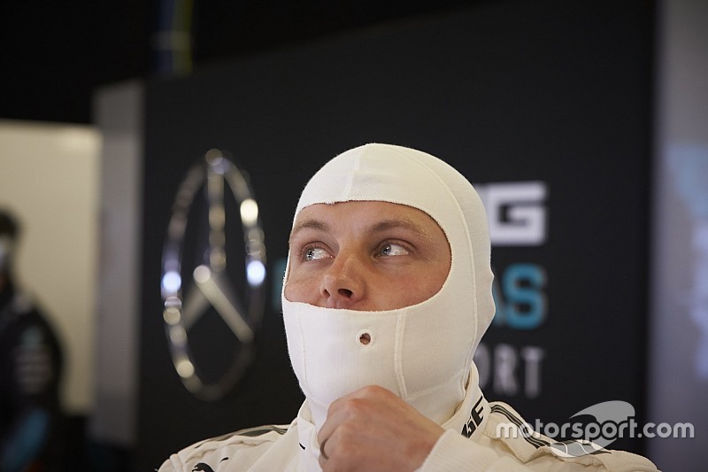 【F1】ボッタス、初日にハミルトンから0.5秒差も「心配していない」