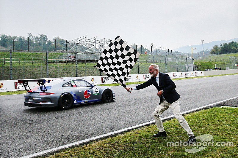 Carrera Cup Italia, Mugello: Quaresmini da urlo, Rovera di testa