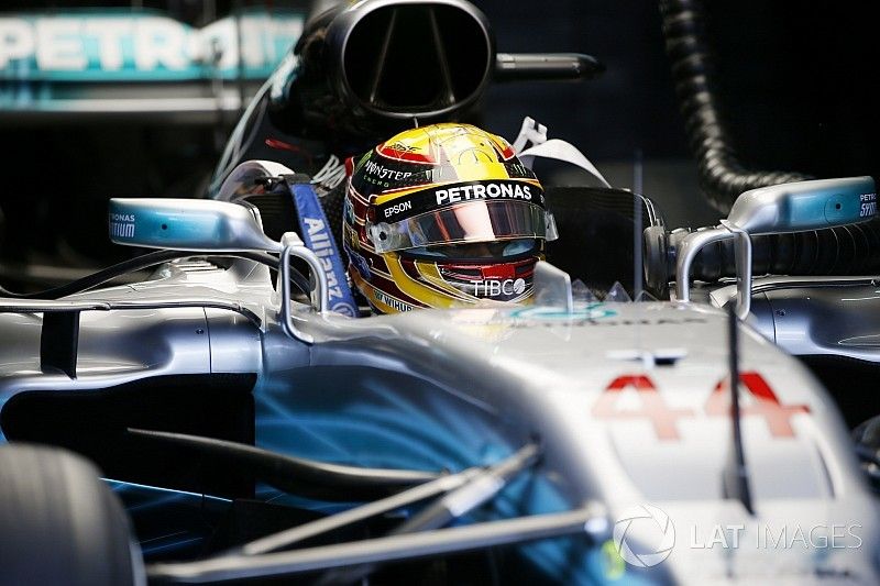 GP Malaysia: Vettel alami masalah, Hamilton pole