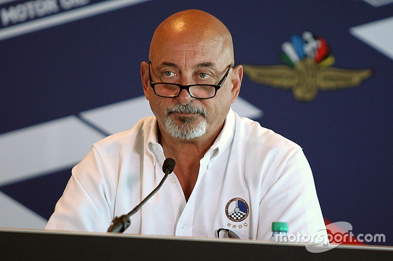 Rahal rebate fala de chefe da Haas: “Mentalidade europeia”