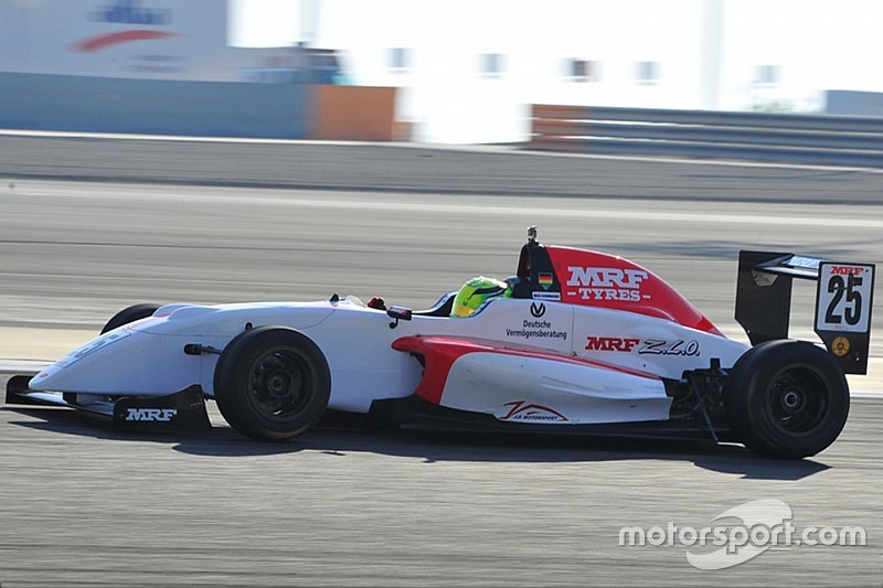 Bahrain MRF Challenge: Schumacher leads the way in practice