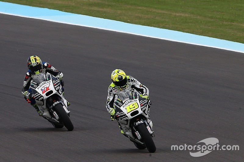 Les pilotes Aspar, invités surprises du groupe de tête
