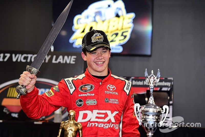 NASCAR reconoció a sus nuevos y más jóvenes campeones