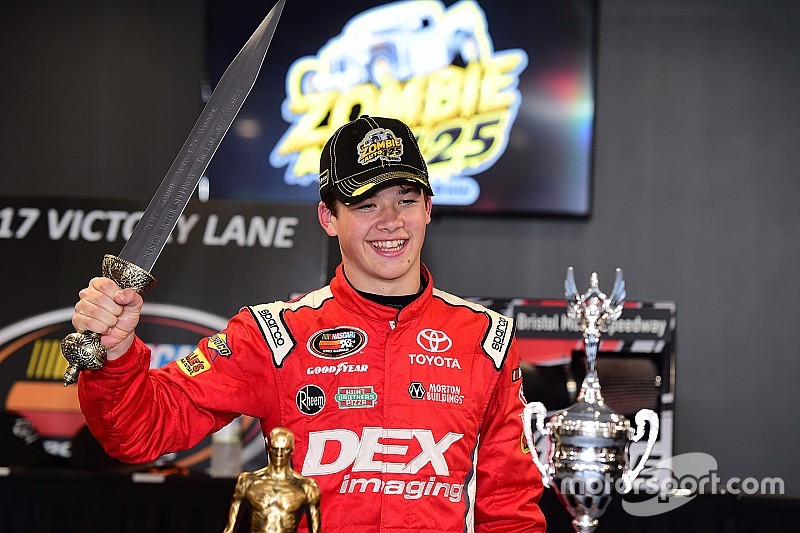 NASCAR reconoció a sus nuevos y más jóvenes campeones