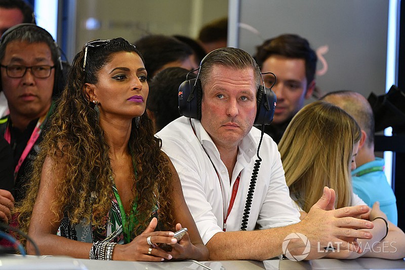 Jos Verstappen: "Vettel andava punito, ma avrebbe dovuto saltare un GP..."