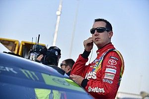 Pit road vexes playoff teams in Chicago, derailing Kyle Busch's race