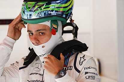 Insatisfeito, Massa se queixa de superaquecimento de pneus