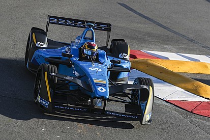 Sébastien Buemi è subito il migliore (anche) a Parigi