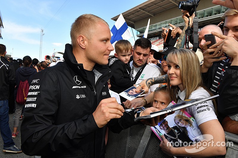 Bottas is meglepődött az F1-es nagyfőnök gratulációján...