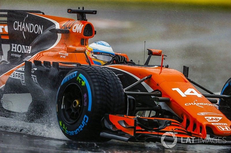 F1-coureurs pleiten voor extra set regenbanden voor vrijdagtrainingen