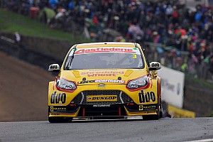 Jackson parts ways with Motorbase BTCC team