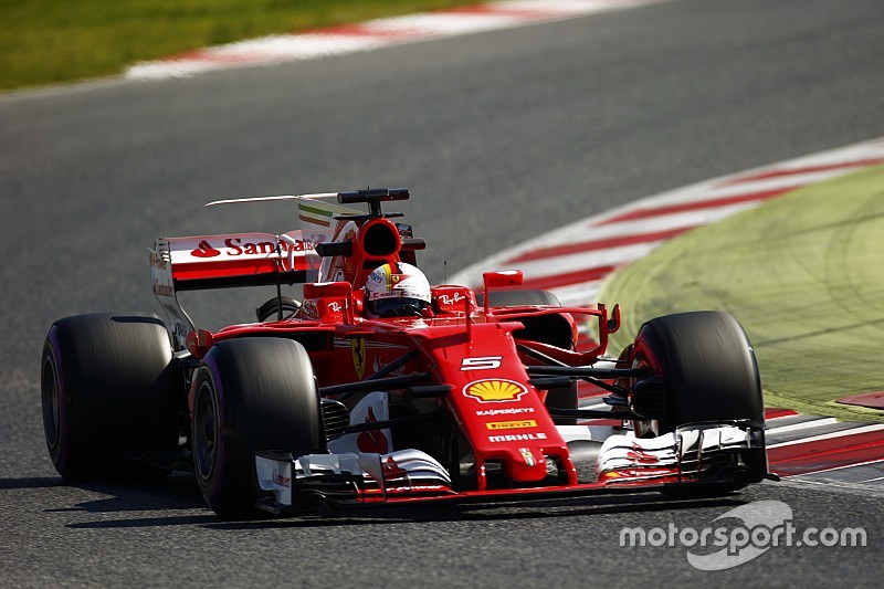 Vettel rejeita favoritismo da Ferrari: "ainda é cedo"