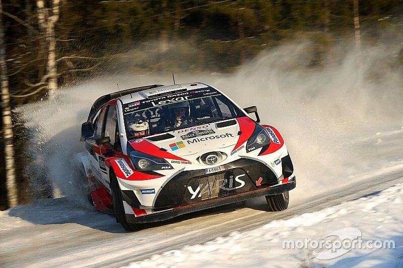 Makinen stawia na Latvalę