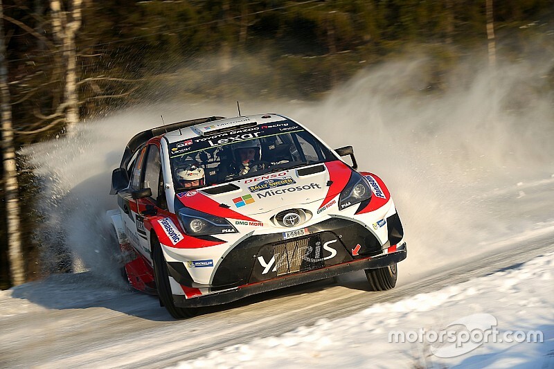 Makinen stawia na Latvalę