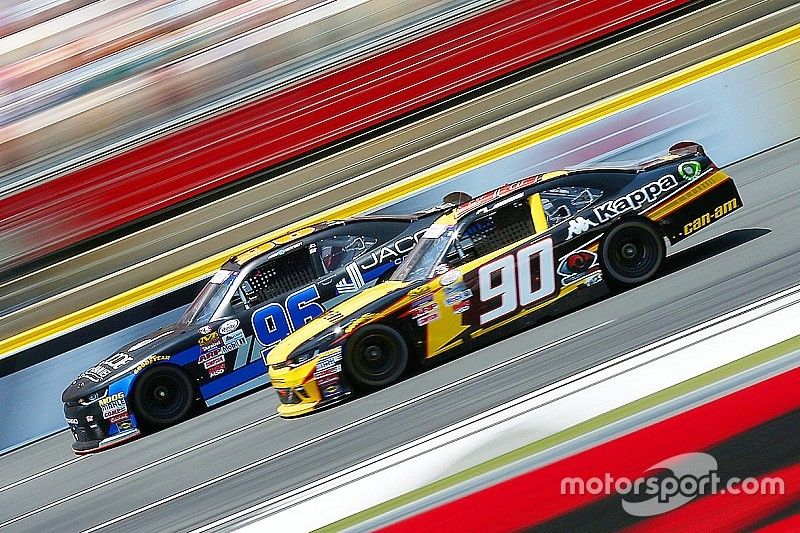 Alex Labbé completes NASCAR Xfinity race at Charlotte