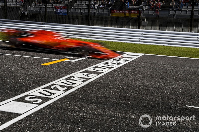 Vettel: "Grands Prix moeten alleen met een finishvlag eindigen"