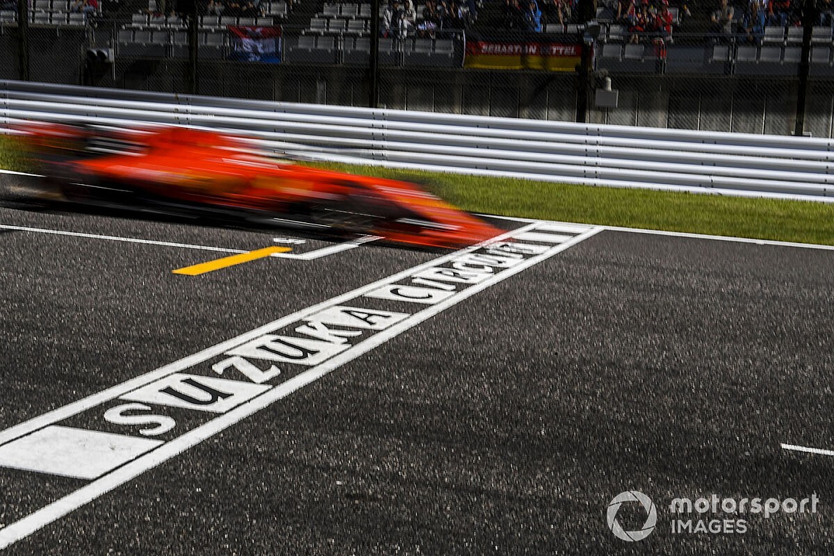A Ferrari 4-4-1-1-re áll át, amiben Vettelnek már nem lehetett helye