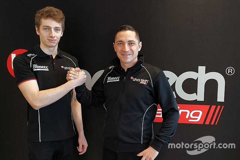 19 éves magyar versenyzőnek szoríthatunk a Formula Renault Európa-kupában
