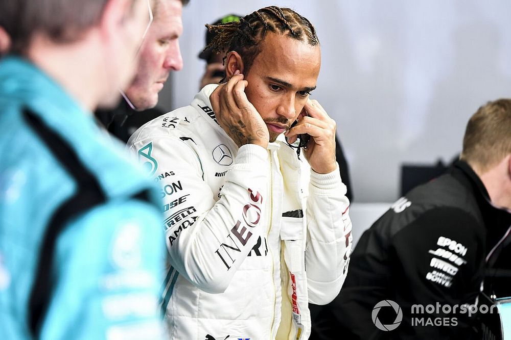 Hamilton: "Le corse mi mancano, ma ci sono anche cose positive"