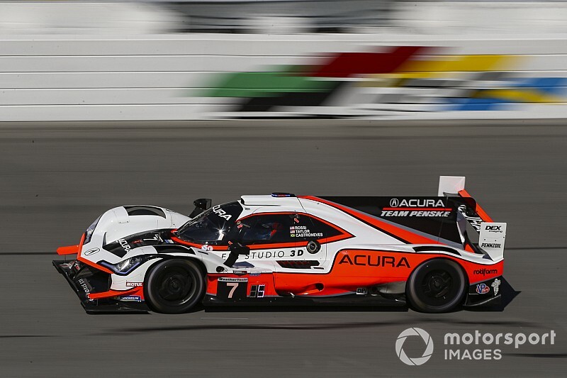Acura przed Mazdami
