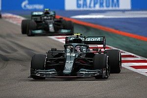 Vettel: "Sekizinci virajı tam gaz geçmek hem zor hem de ödüllendirici"