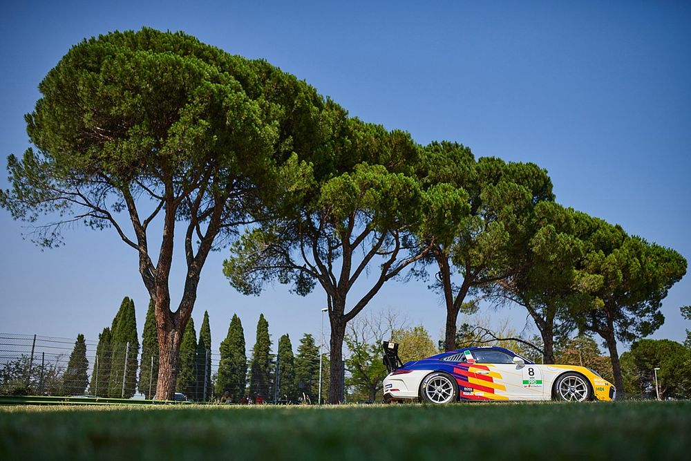 Carrera Cup Italia, Cerqui punta la pole a Imola: "Ma non vedo gente dispersa!"