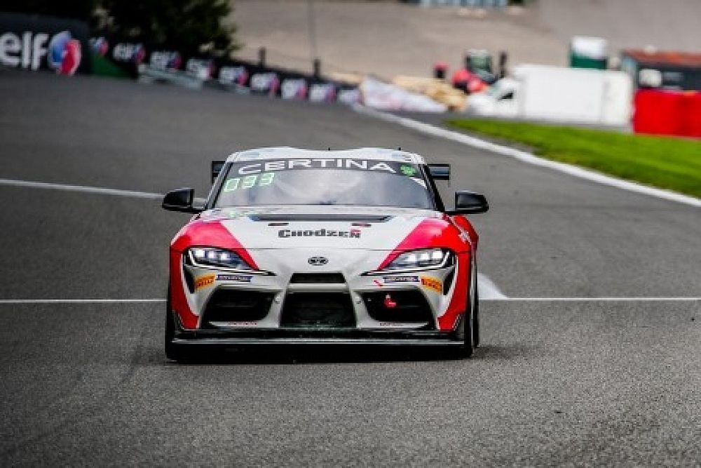 Polska GR Supra z przygodami