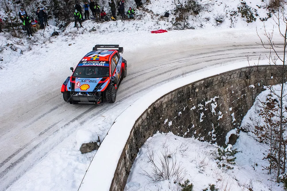 Oliver Solberg, Elliott Edmondson, Hyundai World Rally Team Hyundai i20 N Rally1