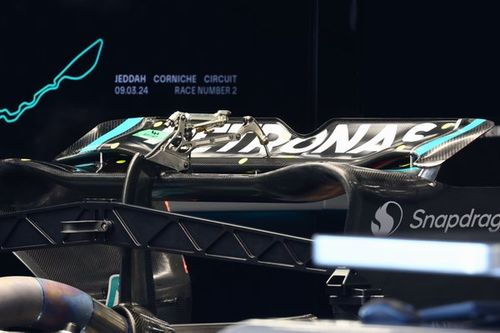 Mercedes F1 introduce un nuevo aler&oacute;n trasero para Yeda