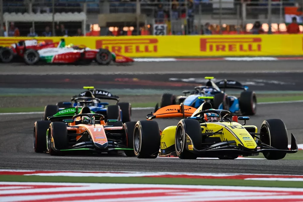Gabriel Bortoleto, Invicta Racing, Dennis Hauger, MP Motorsport