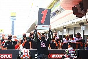 Fotogallery SBK: Davies torna a vincere, Rea vola verso il titolo