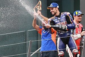 Oliveira: "Solo aproveché la lucha de Miller y Espargaró"