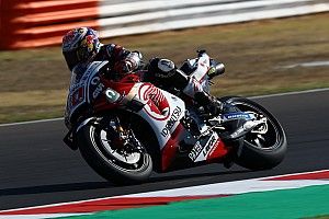 Nakagami se cuela en la fiesta de Yamaha liderando el warm up